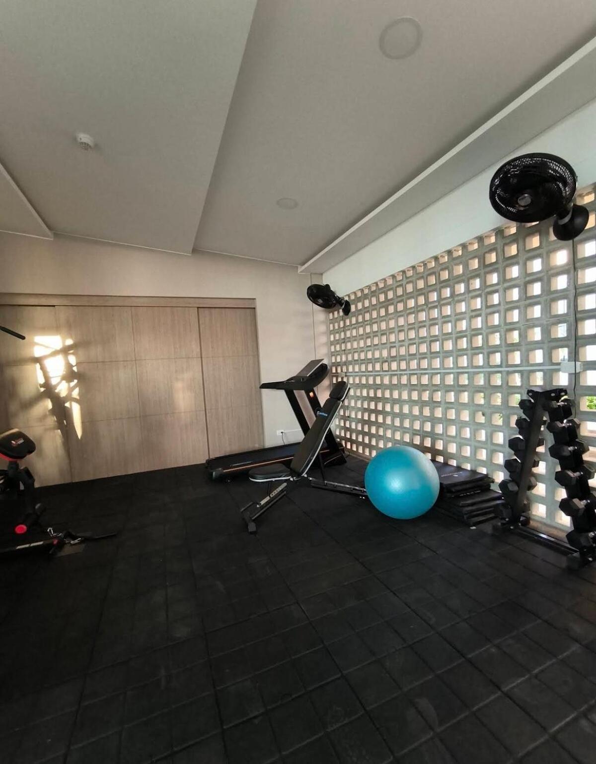 Escape To Serena Del Mar Pool, Gym, And Ac Apartment Cartagena